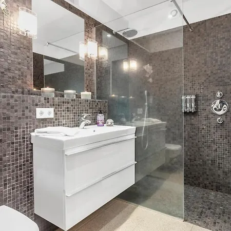 Luxury Apartment Central Reykjavík Eksteriør billede